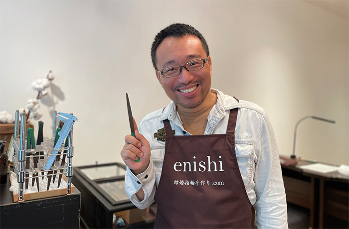 �������ǐE�l����������T�|�[�g