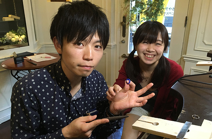 ��t�� �Y���s